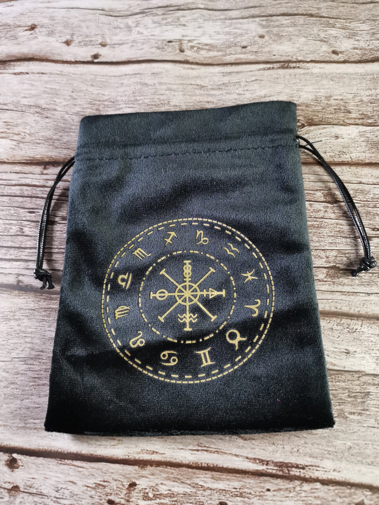 Zodiac - Samettinen Musta Pussi