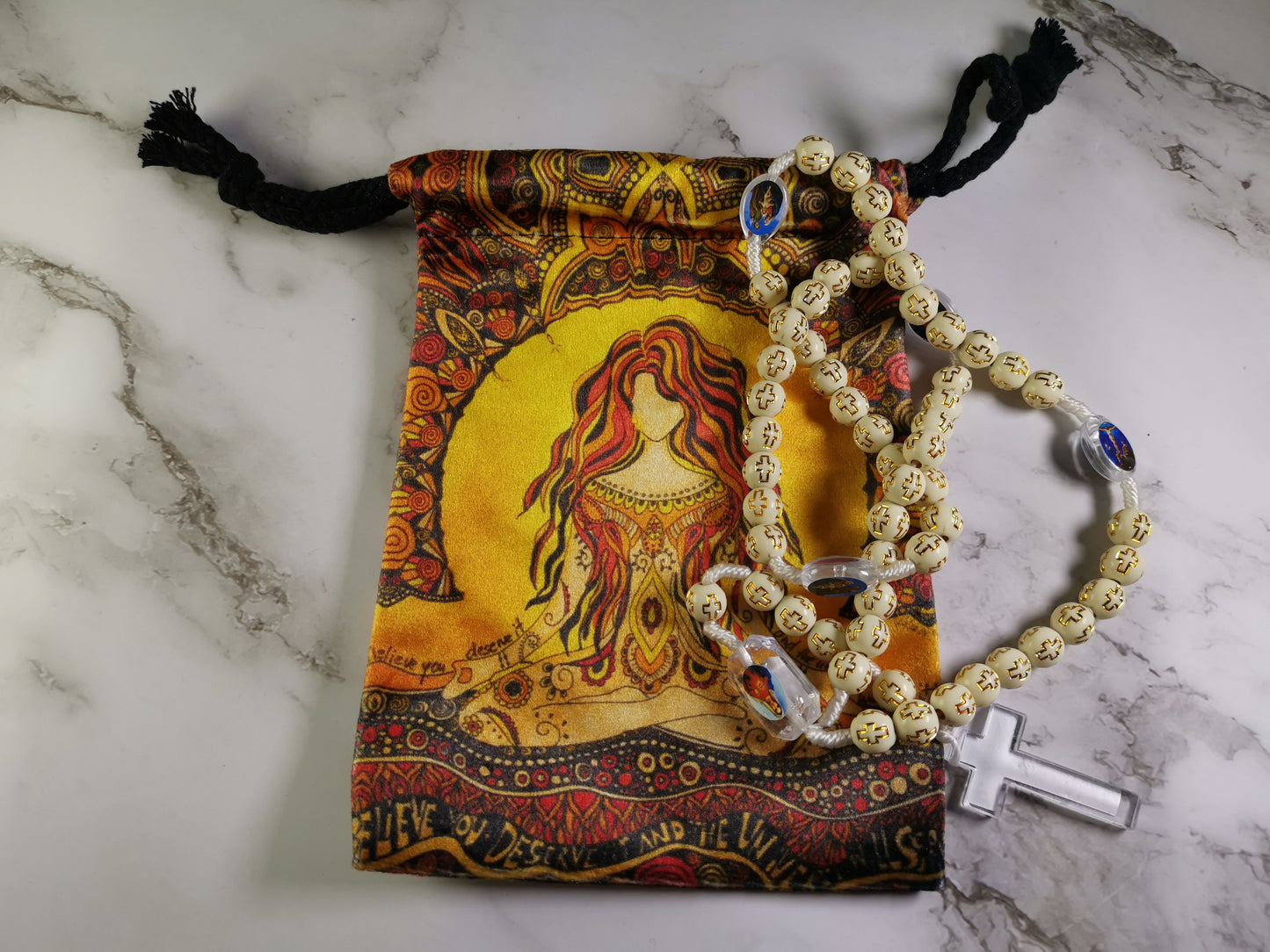 Sun Goddess - Samettinen Keltainen Ja Punainen Pussi