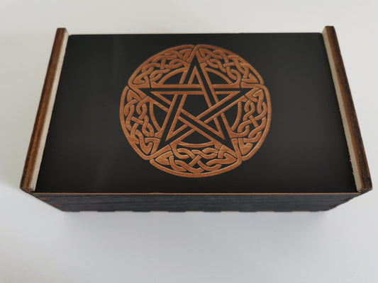 Pentagram Puinen Rasia