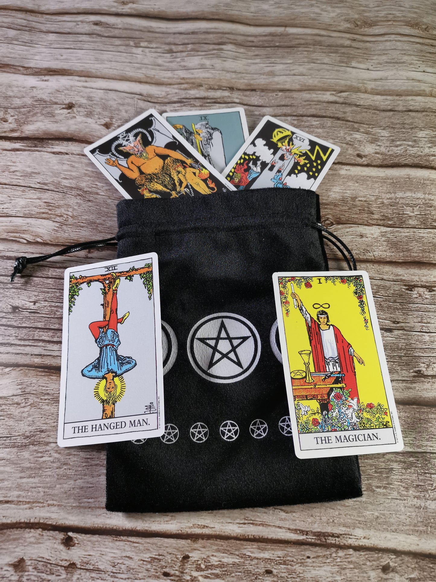 Half Moon Pentagram - Samettinen Musta Pussi