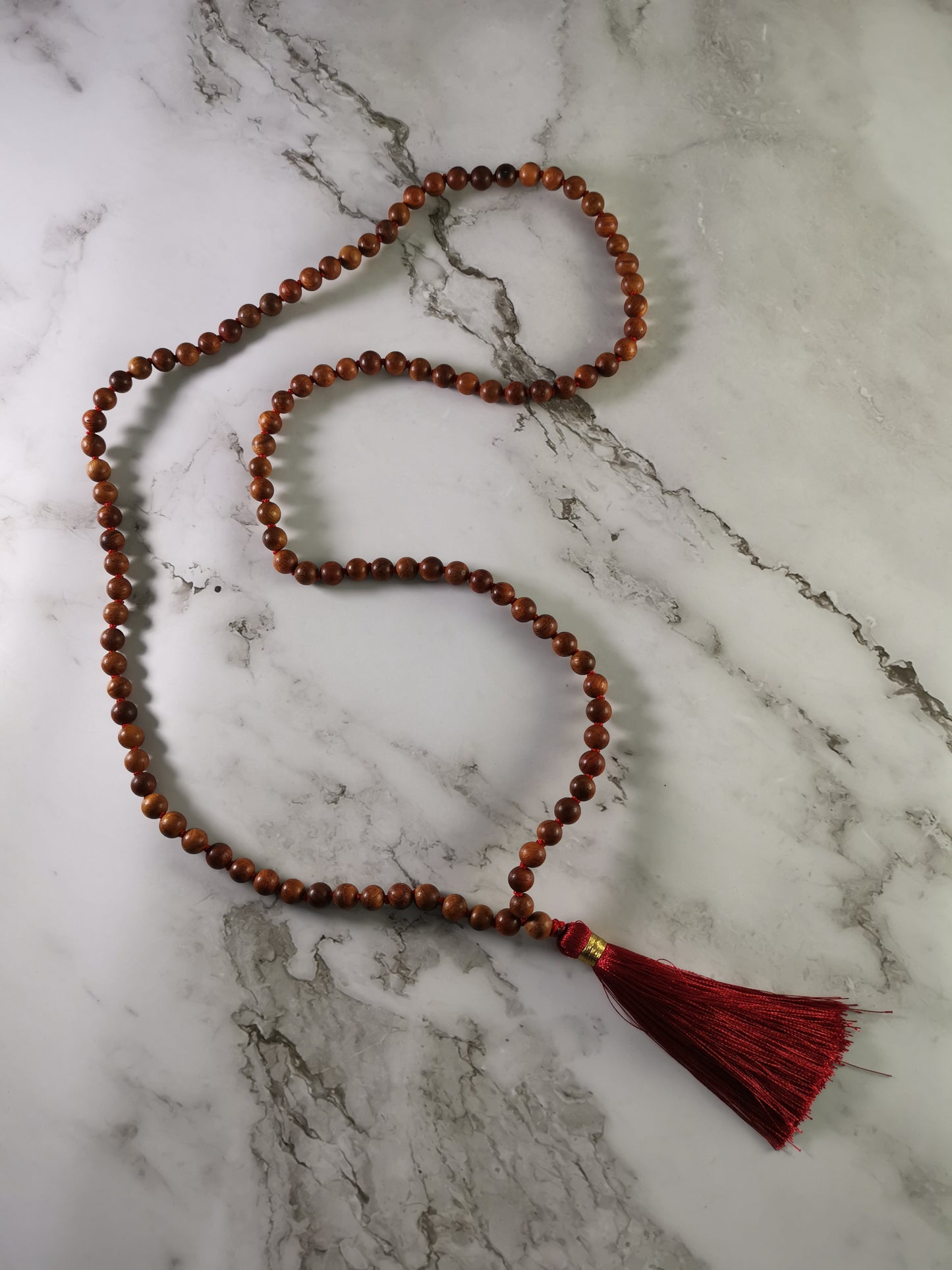 Punertavanruskea Puuhelminen Mala