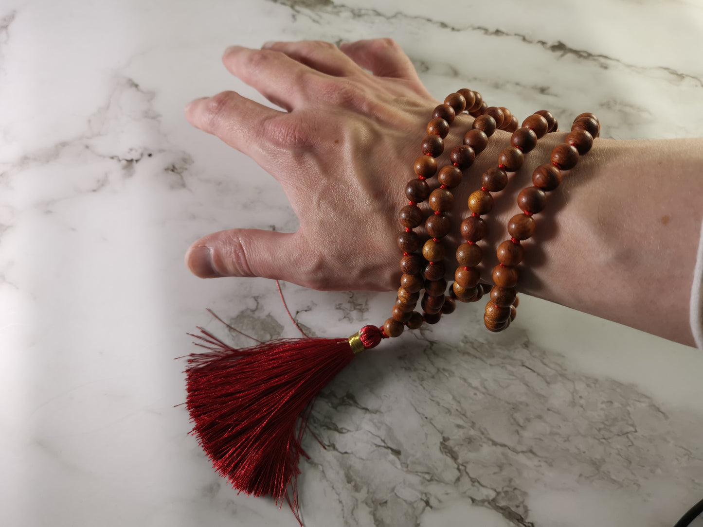 Punertavanruskea Puuhelminen Mala