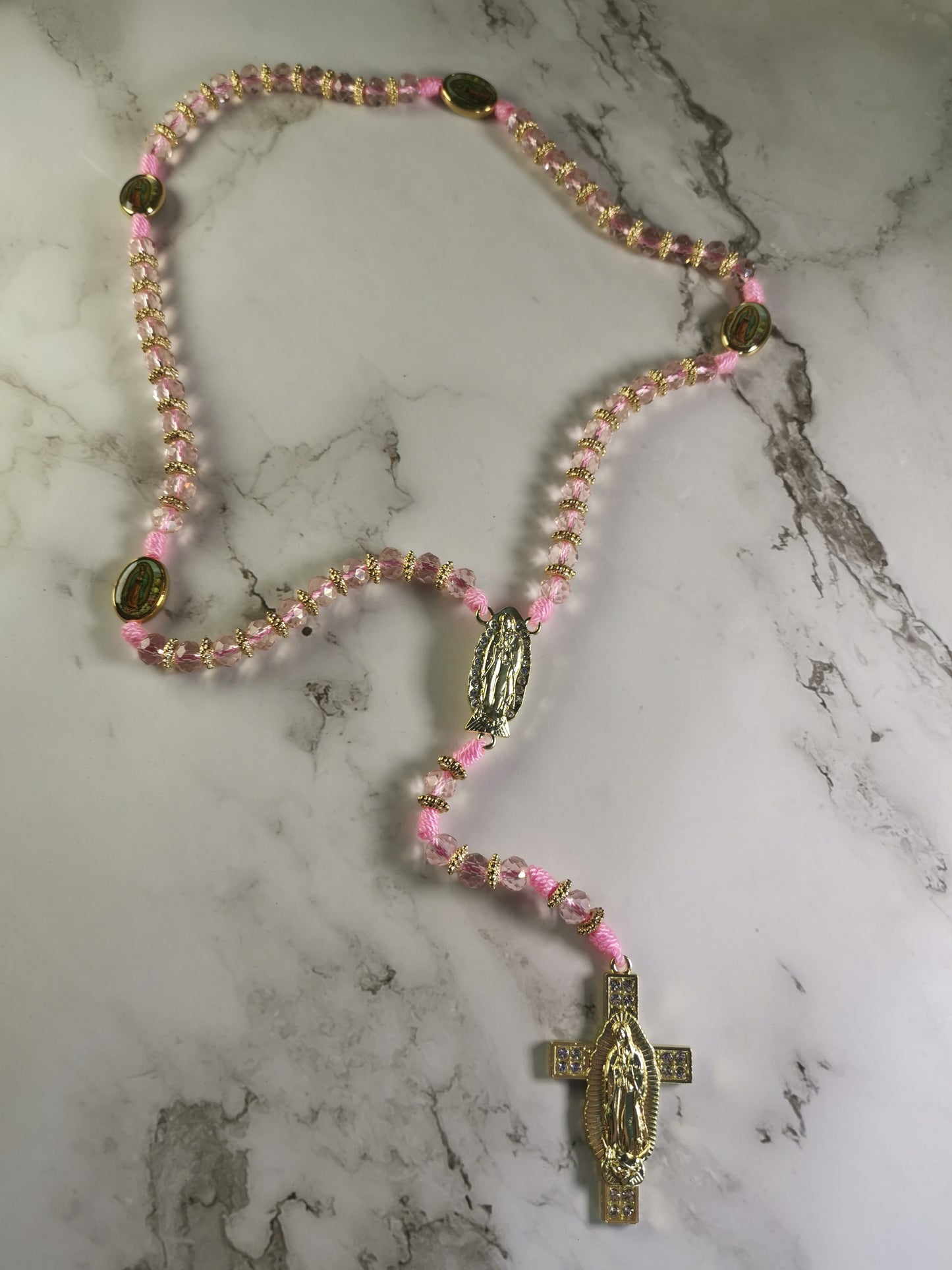 Vaaleanpunainen Kristalli Ruusukko