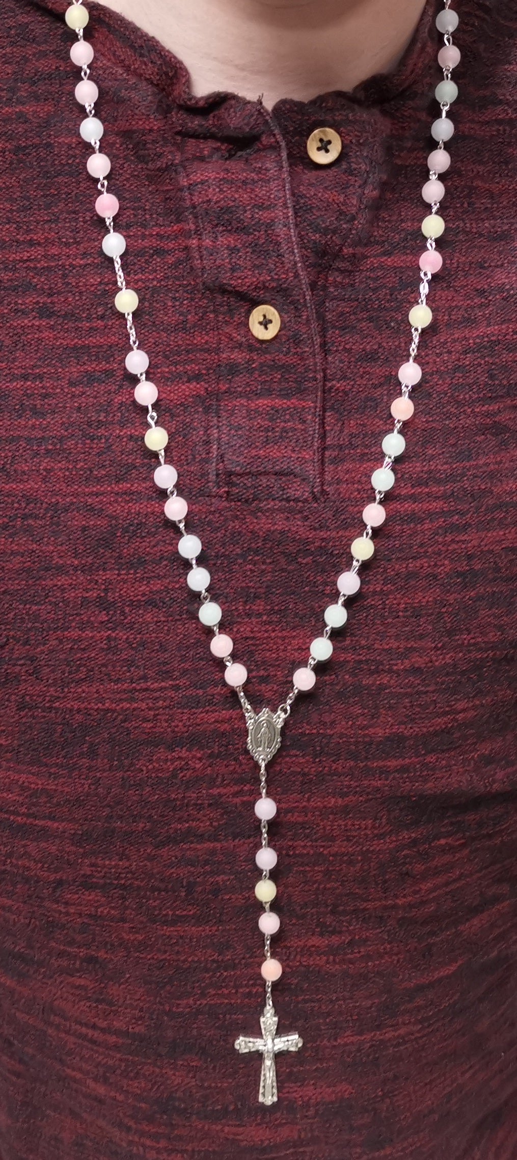 Pastellivärisillä Helmillä Ruusukko