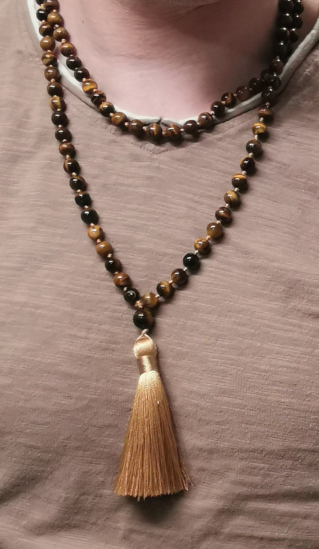 Ruskea Kivihelminen Mala